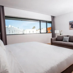 Отель Pestana Cidadela Cascais - Pousada & Art District 5* Улучшенный номер с различными типами кроватей фото 4