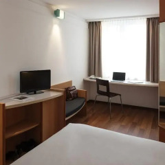 Отель ibis Nürnberg Hauptbahnhof 2* Стандартный номер с различными типами кроватей фото 7