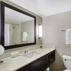 Отель Crowne Plaza San Jose-Silicon Valley 3* Стандартный номер с различными типами кроватей фото 2