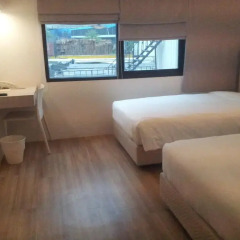 Rezt Bangkok - Hostel Номер категории Эконом