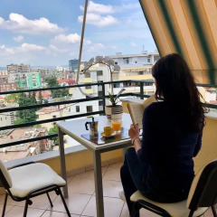 Отель B&B Tirana Smile Албания, Тирана - отзывы, цены и фото номеров - забронировать отель B&B Tirana Smile онлайн балкон