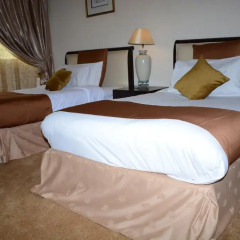 Al Muraqabat Plaza Hotel Apartments 3* Апартаменты с 2 отдельными кроватями фото 5