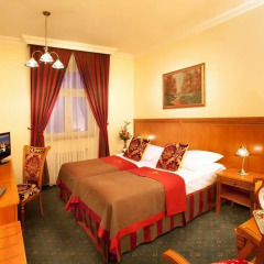 Green Garden Hotel 4* Улучшенный номер с различными типами кроватей фото 3
