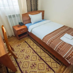Hotel SunRise Osh Стандартный номер с различными типами кроватей фото 3