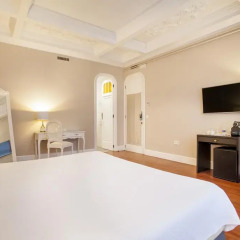 Отель B&B Hi Valencia Boutique 3* Стандартный номер с различными типами кроватей фото 32