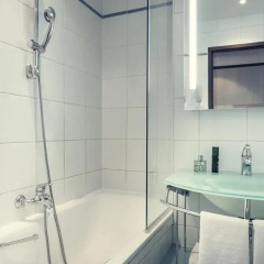 Отель Mercure La Sorbonne Париж ванная