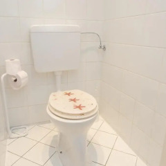 Отель Vienna Apartment One Liechtensteinstr. Австрия, Вена - отзывы, цены и фото номеров - забронировать отель Vienna Apartment One Liechtensteinstr. онлайн ванная