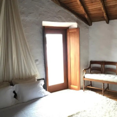 Отель A Casa Do Pássaro Branco комната для гостей