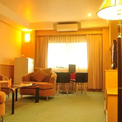 Отель Dream Town Pratunam 2* Люкс