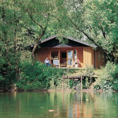 Отель York Lakeside Lodges