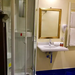 Отель Tornabuoni La Petite Suite 2* Номер категории Эконом с различными типами кроватей фото 6