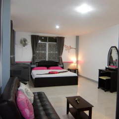 Similan Hotel 2* Улучшенный номер с различными типами кроватей фото 2