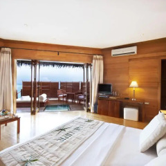 Отель Adaaran Prestige Water Villas 5* Вилла фото 5