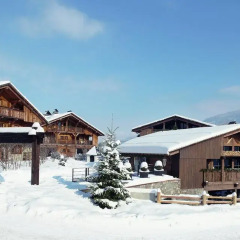 Отель Hôtel Alpaga 5* Шале с различными типами кроватей фото 18