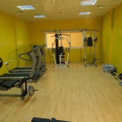 Adam Plaza Hotel Apartments фитнесс-зал