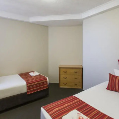 Отель Novotel Surfers Paradise 4* Стандартный семейный номер с двуспальной кроватью фото 3