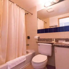 SureStay Hotel by Best Western Guam Airport South ванная