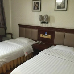 Golden Coast Hotel 2* Стандартный номер с различными типами кроватей фото 2