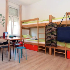 Hostel Temza Кровать в общем номере с двухъярусной кроватью фото 13