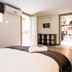 Отель 4 Rooms Barcelona Барселона спа фото 2