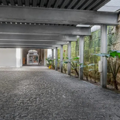 Отель Duplex Downtown парковка