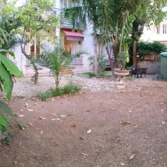 Отель Riviera Deluxe Garden City Center парковка