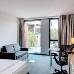 Отель Hilton Garden Inn Stuttgart Neckar Park 3* Стандартный номер с различными типами кроватей фото 4