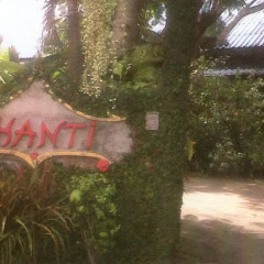 Отель Shanti Lodge Phuket парковка