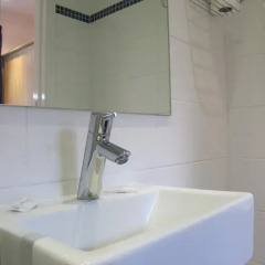 Alhambra Hotel 3* Стандартный номер фото 38