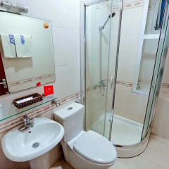 Amigo Hotel 2* Улучшенный номер с двуспальной кроватью фото 16