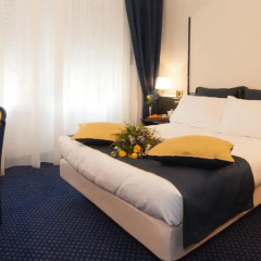 Отель IH Hotels Milano Ambasciatori 4* Улучшенный номер с различными типами кроватей фото 3