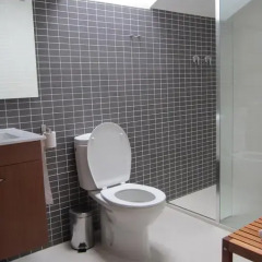 Отель Apartamentos El Regueirin 2 Испания, Кудильеро - отзывы, цены и фото номеров - забронировать отель Apartamentos El Regueirin 2 онлайн ванная фото 2