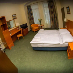 Hotel Sofia комната для гостей