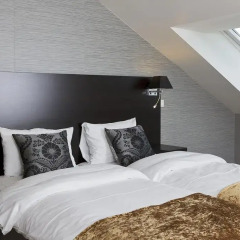 Saga Hotel Oslo 4* Улучшенный номер с двуспальной кроватью фото 3