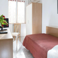 Hotel Bellerofonte Римини комната для гостей
