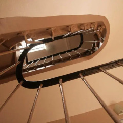 Отель Hôtel du Roussillon фитнесс-зал