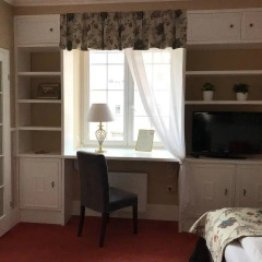 Отель American House Hennela удобства в номере