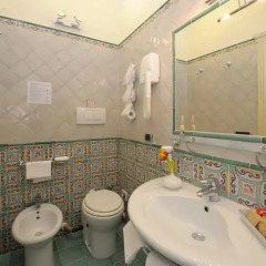 Отель Residenza Del Duca 3* Улучшенный номер с различными типами кроватей фото 27