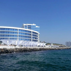 Апартаменты Apartment Red and White Студия с различными типами кроватей фото 31