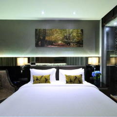 Отель The Continent Bangkok by Compass Hospitality 4* Номер Делюкс с различными типами кроватей фото 5