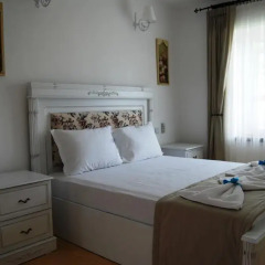 Отель Tarcin Alacati Otel - Adults Only Номер Делюкс фото 7