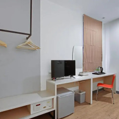 Отель D Varee Xpress Makkasan 3* Стандартный номер фото 11