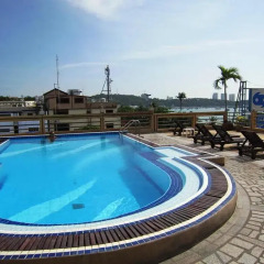 AA Hotel Pattaya бассейн