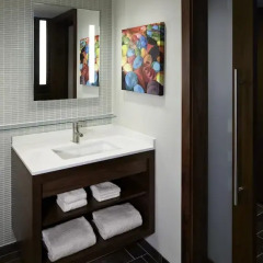 Отель Hilton Columbus Downtown 4* Стандартный номер с различными типами кроватей фото 3