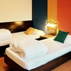 goStops Delhi (Stops Hostel Delhi) Стандартный номер с 2 отдельными кроватями фото 3