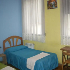 Отель Hostal Pacios Стандартный номер с различными типами кроватей фото 10