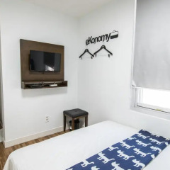 Отель Ekonomy Guesthouse Haeundae 3* Стандартный номер с двуспальной кроватью фото 4