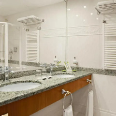 Naturmed Hotel Carbona 4* Улучшенный номер с различными типами кроватей фото 5