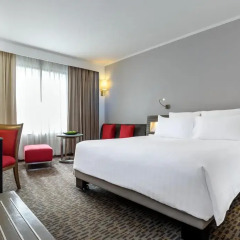 Отель Novotel Bangkok On Siam Square 4* Улучшенный номер с различными типами кроватей фото 5