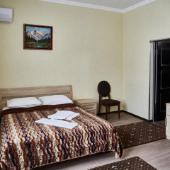 Гостиница Rest-Exclusive Guest House 2* Стандартный номер с двуспальной кроватью